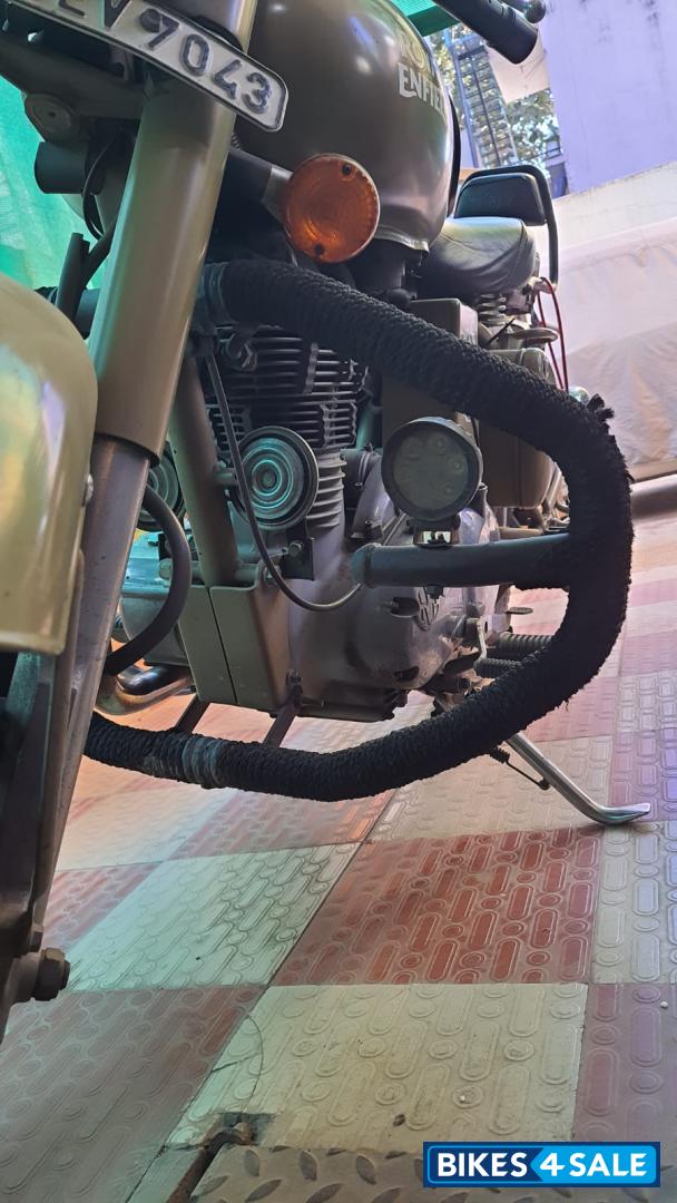 Desert Storm Royal Enfield Classic Desert Storm