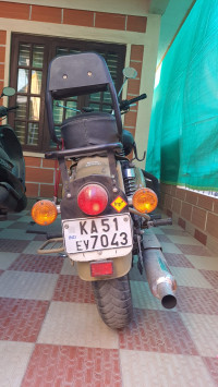 Desert Storm Royal Enfield Classic Desert Storm