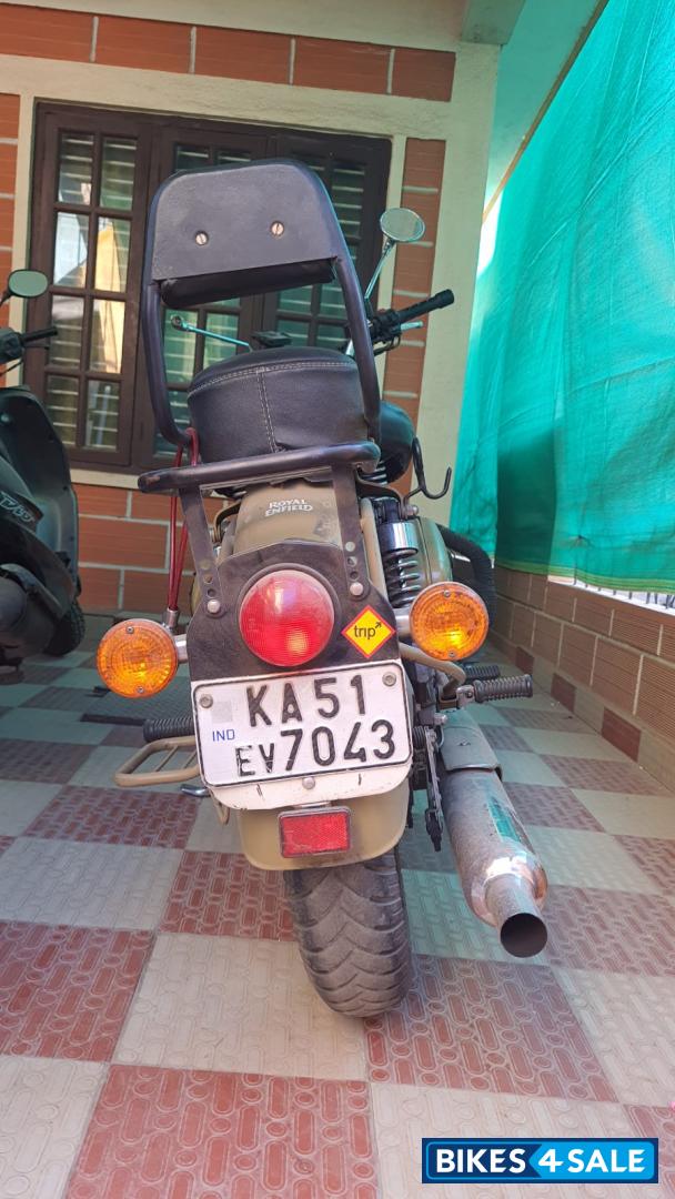 Desert Storm Royal Enfield Classic Desert Storm