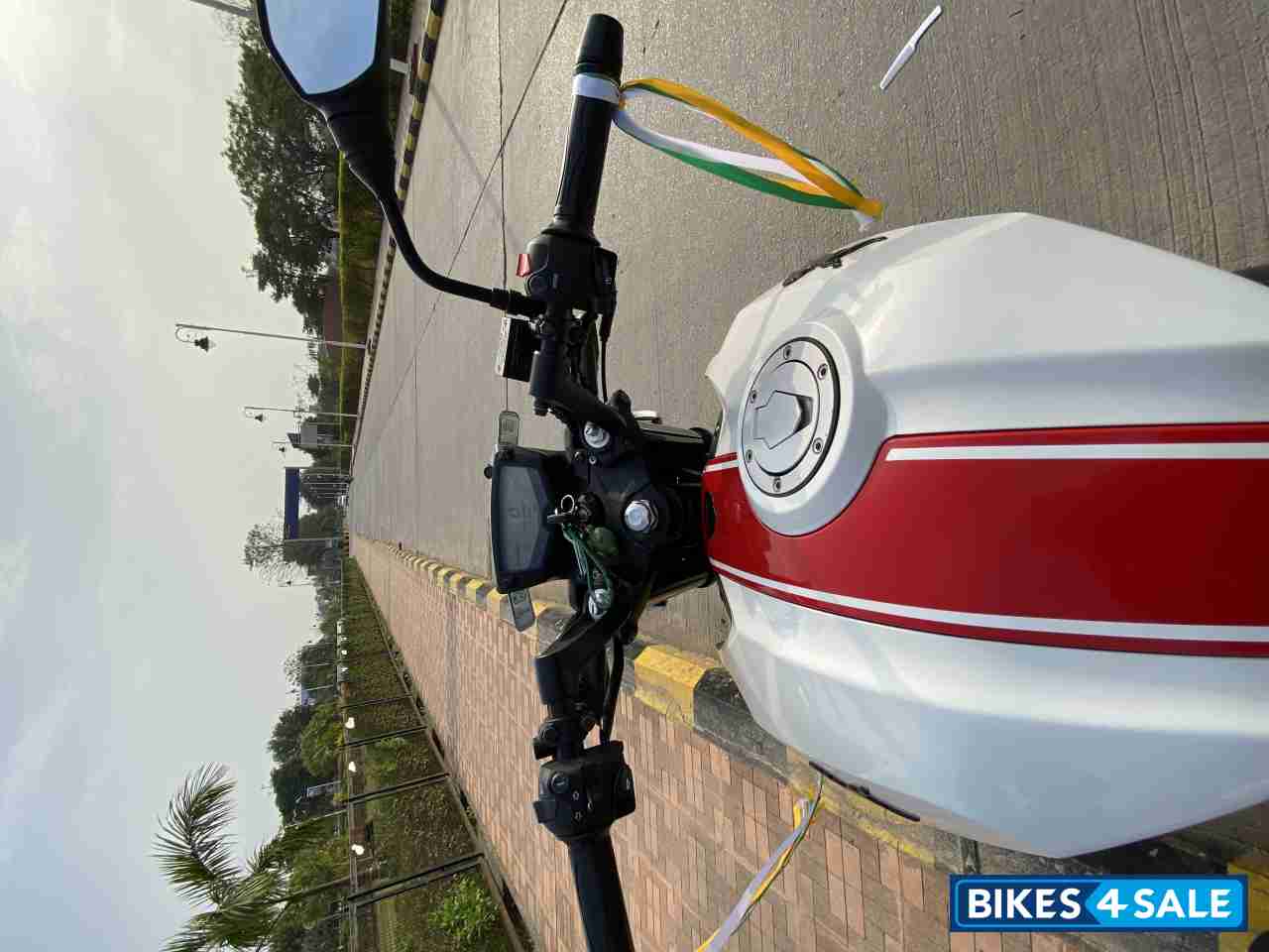 TVS Apache RTR 200 4V ABS