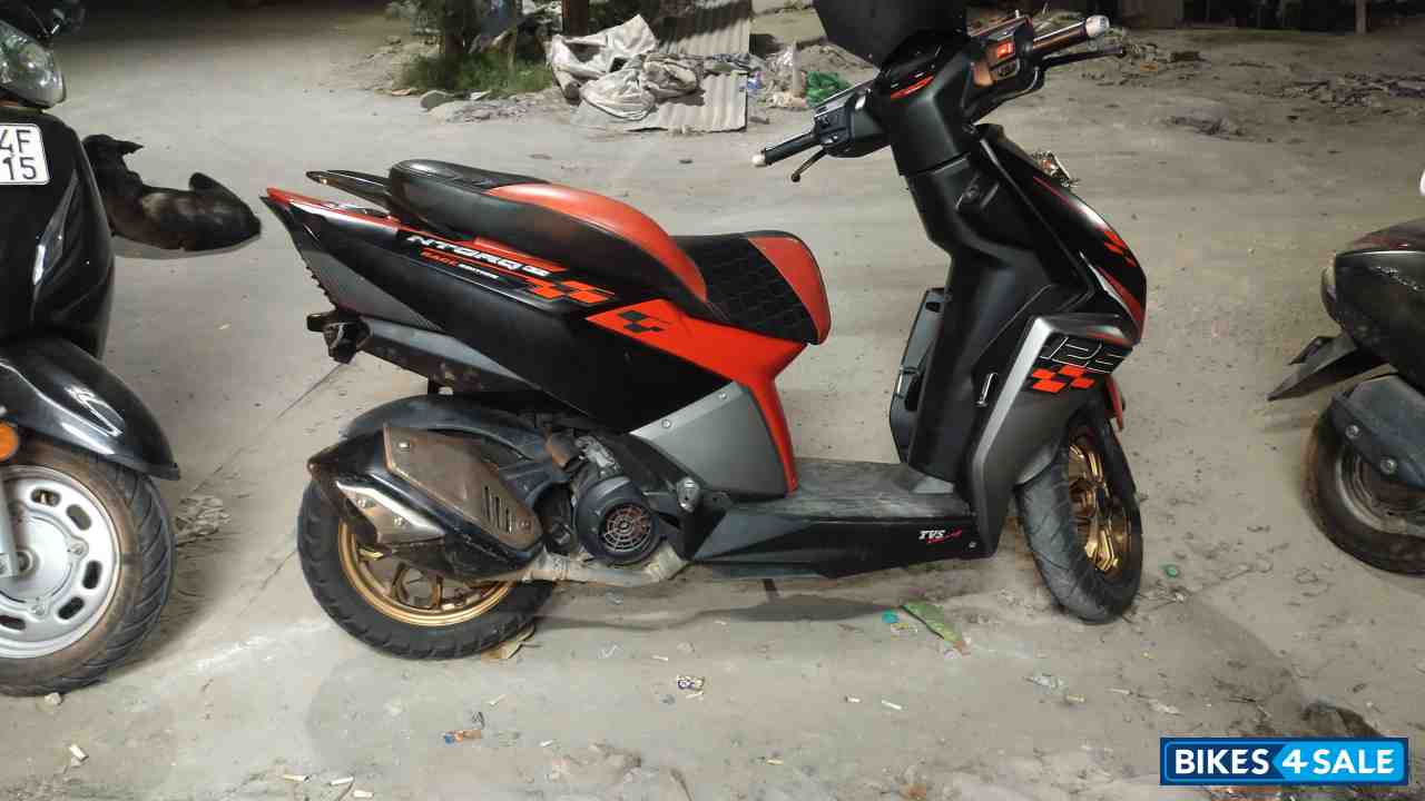 TVS NTORQ 125 Race Edition BS6