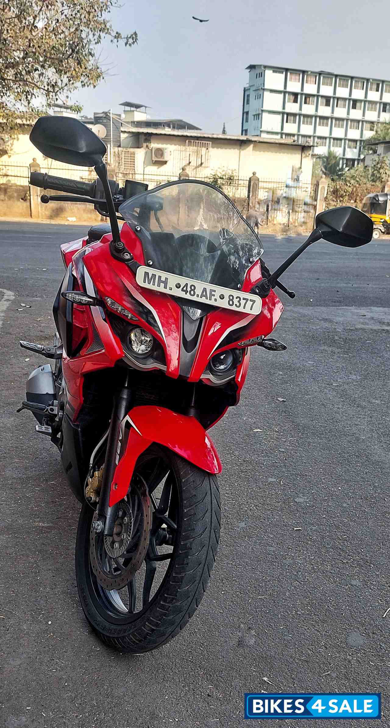 Bajaj Pulsar RS 200 ABS