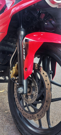 Bajaj Pulsar RS 200 ABS