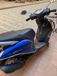 Blue Yamaha Fascino