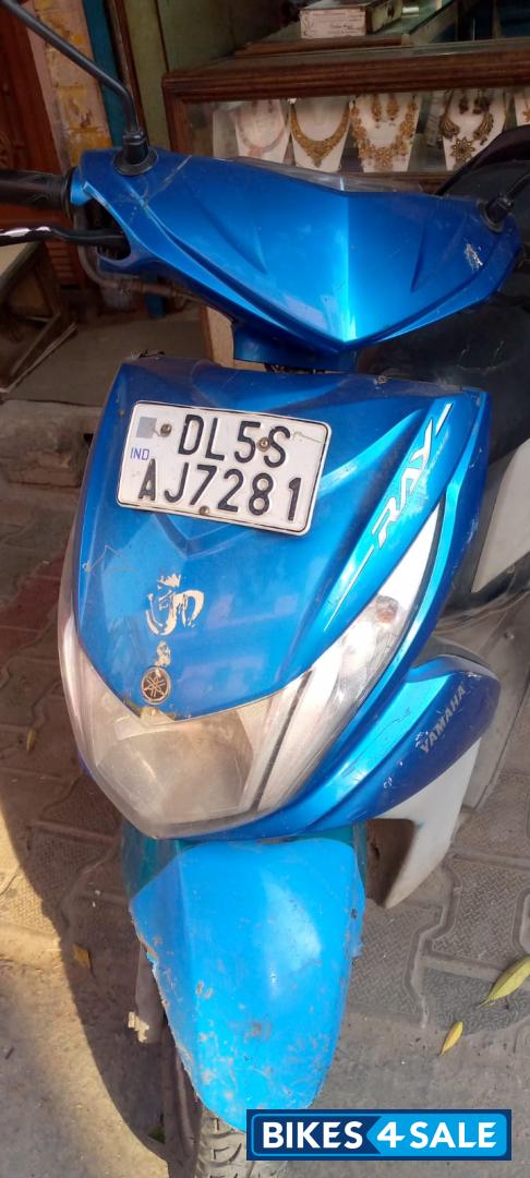 Blue Yamaha Ray