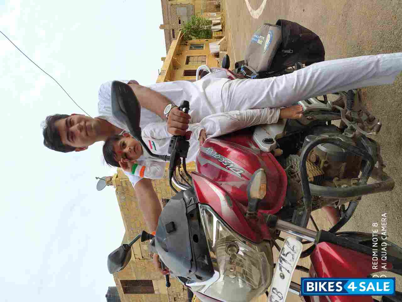 Bajaj Discover 125 ST