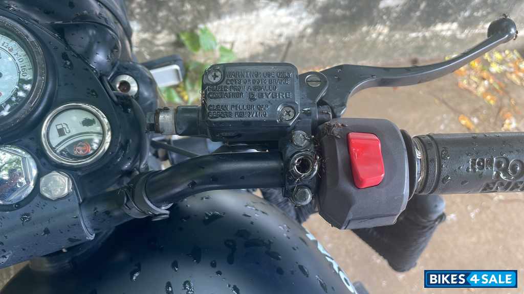 Stealth Black Royal Enfield Classic Stealth Black