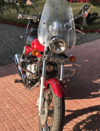 Bajaj Avenger 220 DTS-i