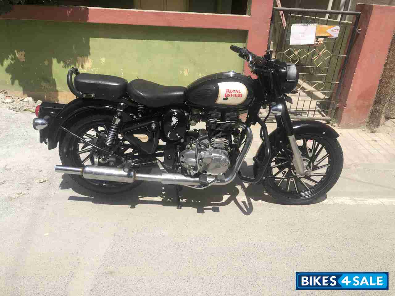 Royal Enfield Classic 350