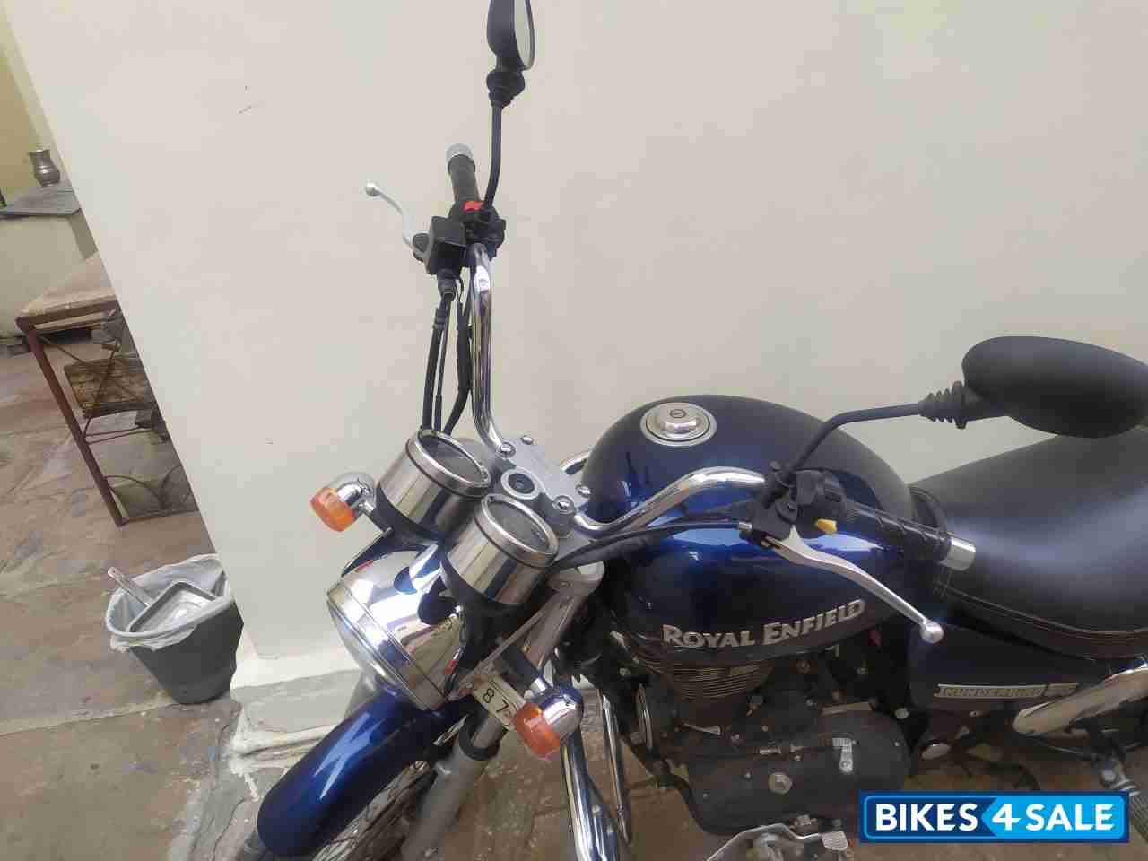 Marin Blue Royal Enfield Thunderbird