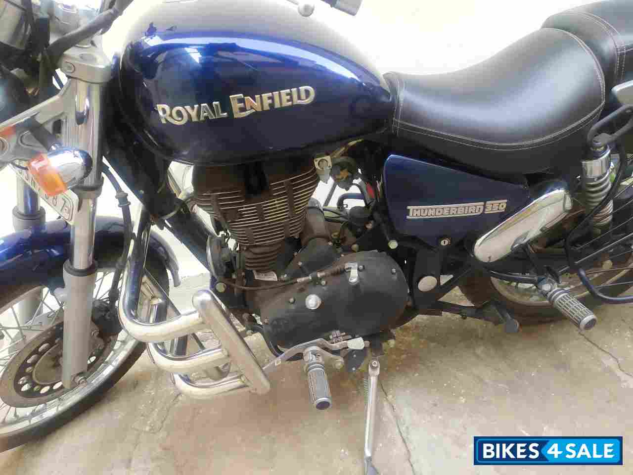 Marin Blue Royal Enfield Thunderbird