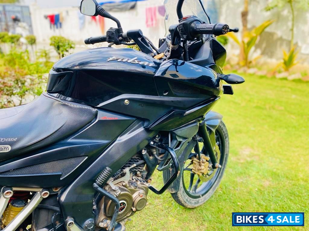 Black Bajaj Pulsar AS 150