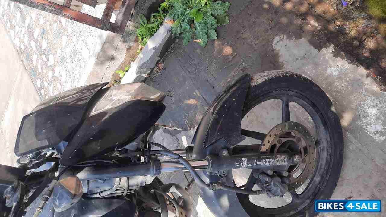Black Bajaj Pulsar 135LS