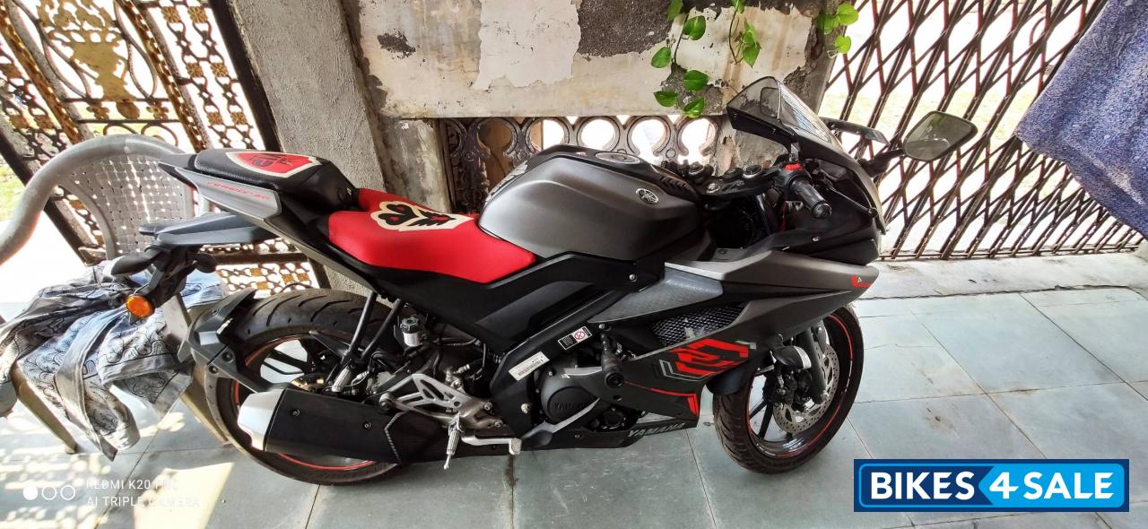 Thunder Grey Yamaha YZF R15 V3 BS6