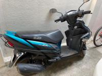 Yamaha Cygnus Ray ZR