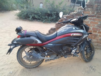 Grey Suzuki Intruder 150 FI