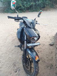 Grey Suzuki Intruder 150 FI