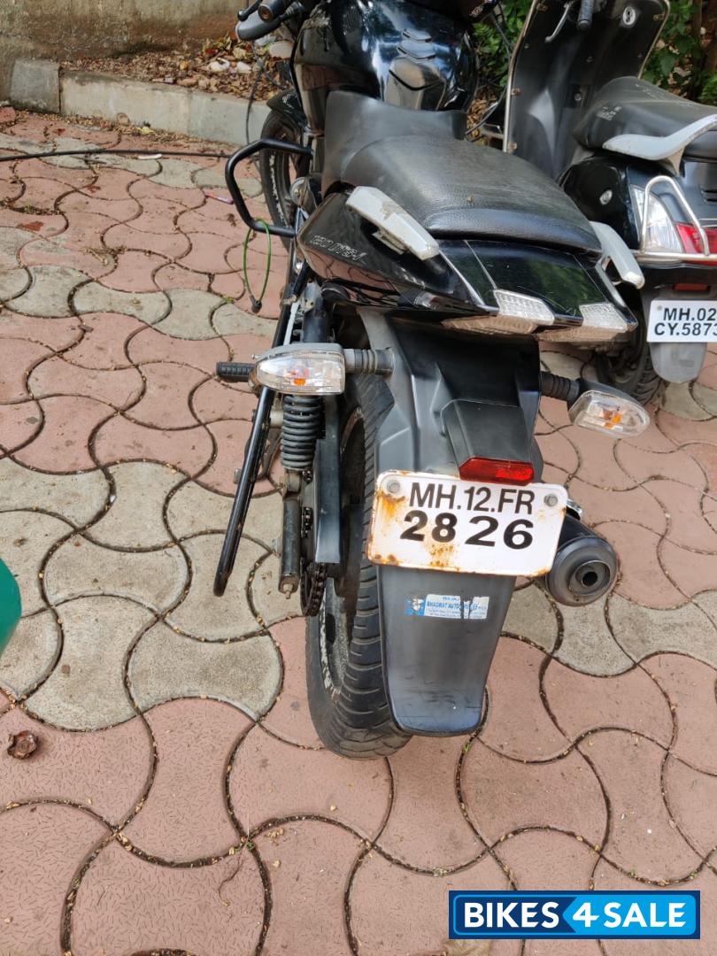 Bajaj Pulsar 180