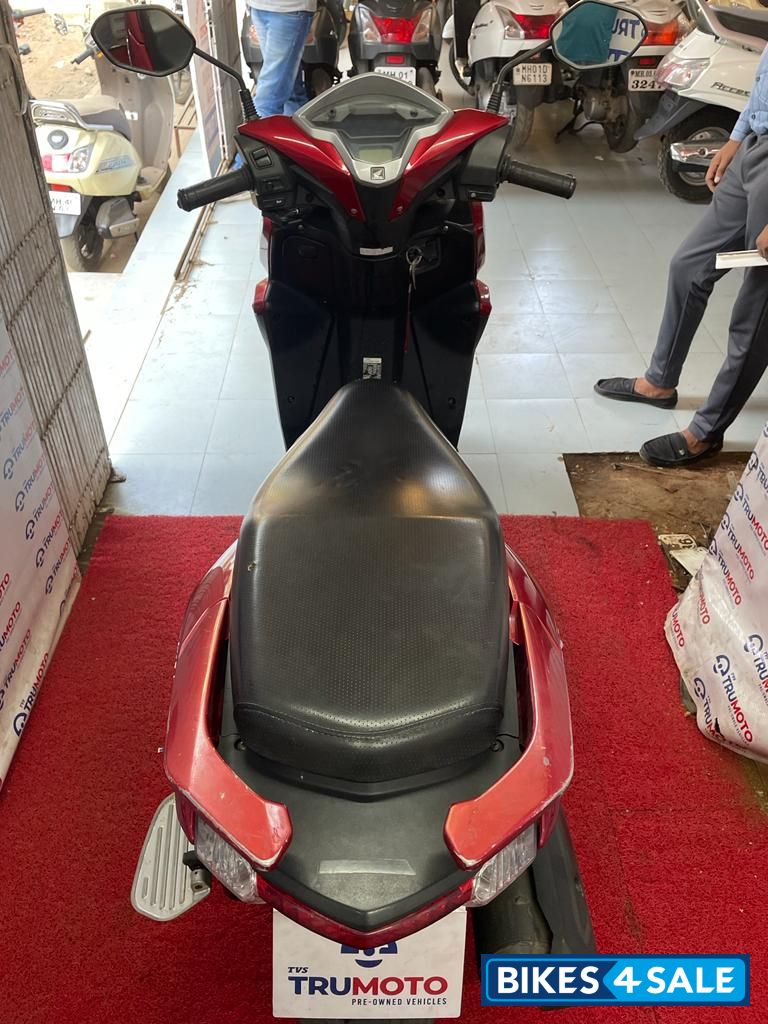Red Honda Grazia