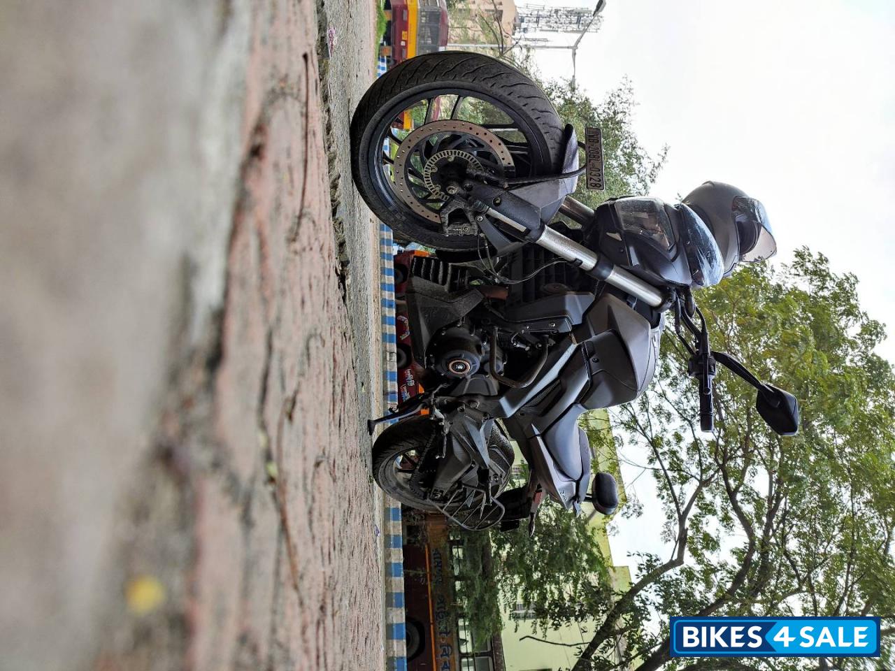 Bajaj Dominar 400 ABS BS6