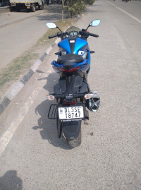 Blue Suzuki Gixxer SF
