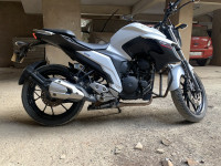 Yamaha FZ25