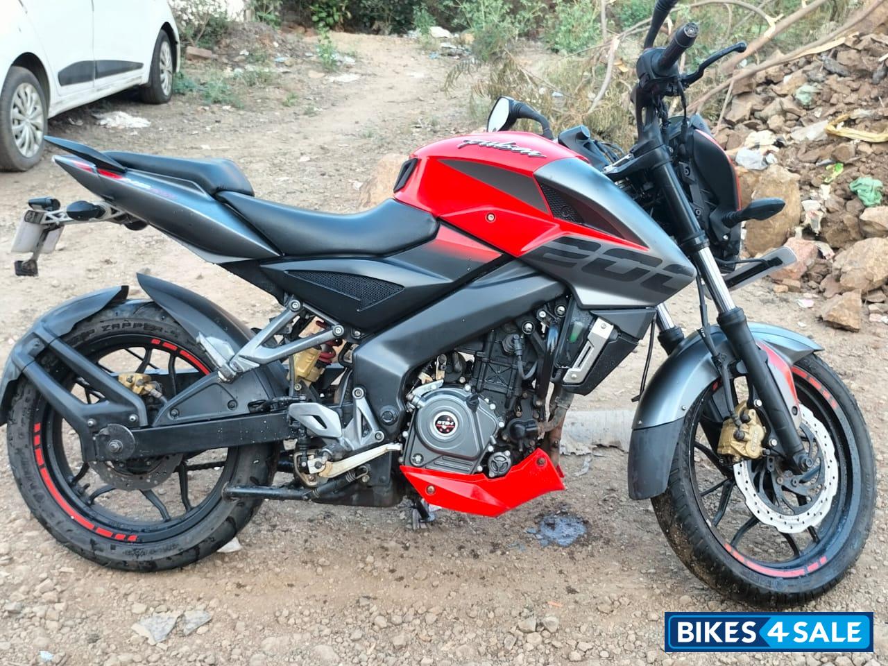 Bajaj Pulsar 200 NS