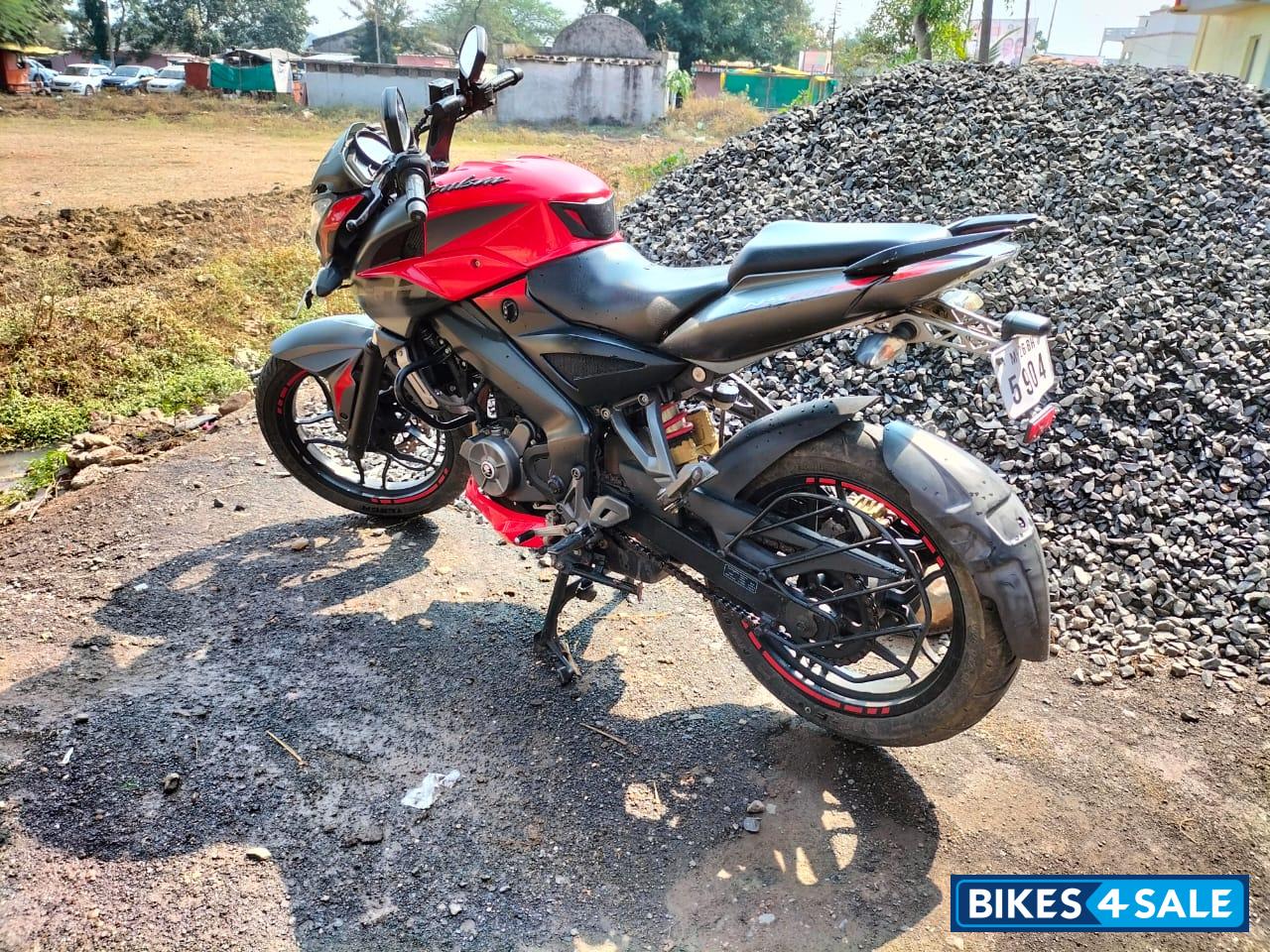 Bajaj Pulsar 200 NS Bajaj Pulsar 200 NS