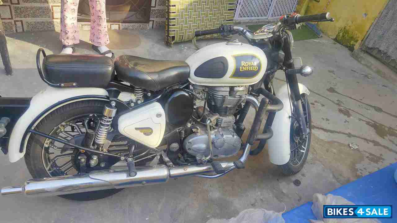 Royal Enfield Classic 350 Royal Enfield Classic 350