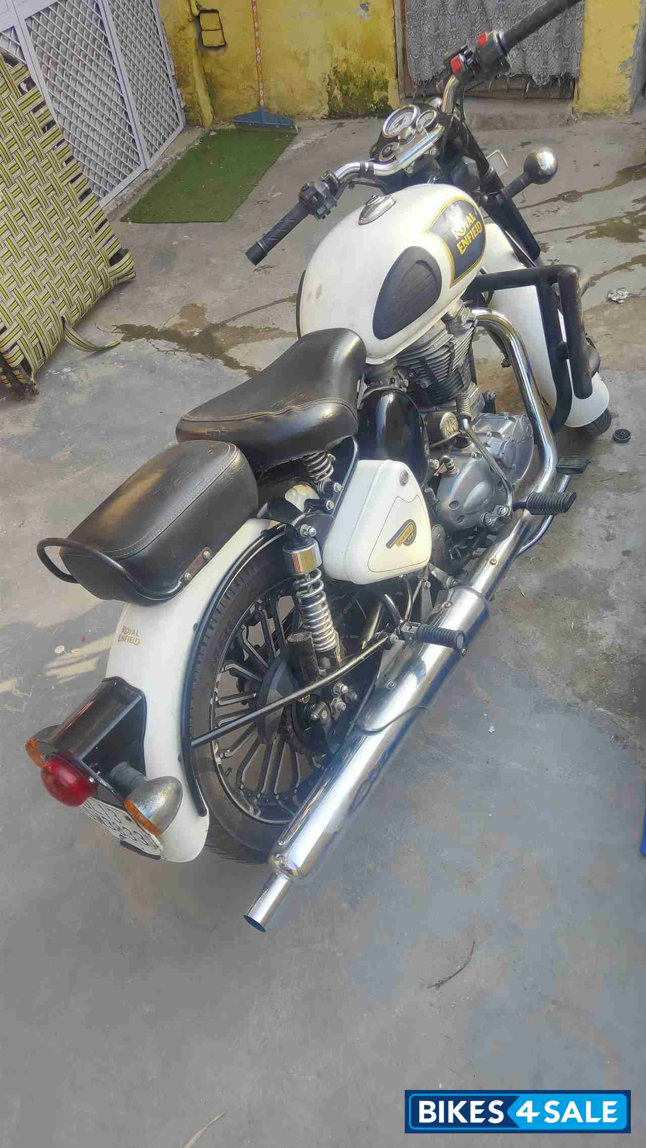 Royal Enfield Classic 350 Royal Enfield Classic 350