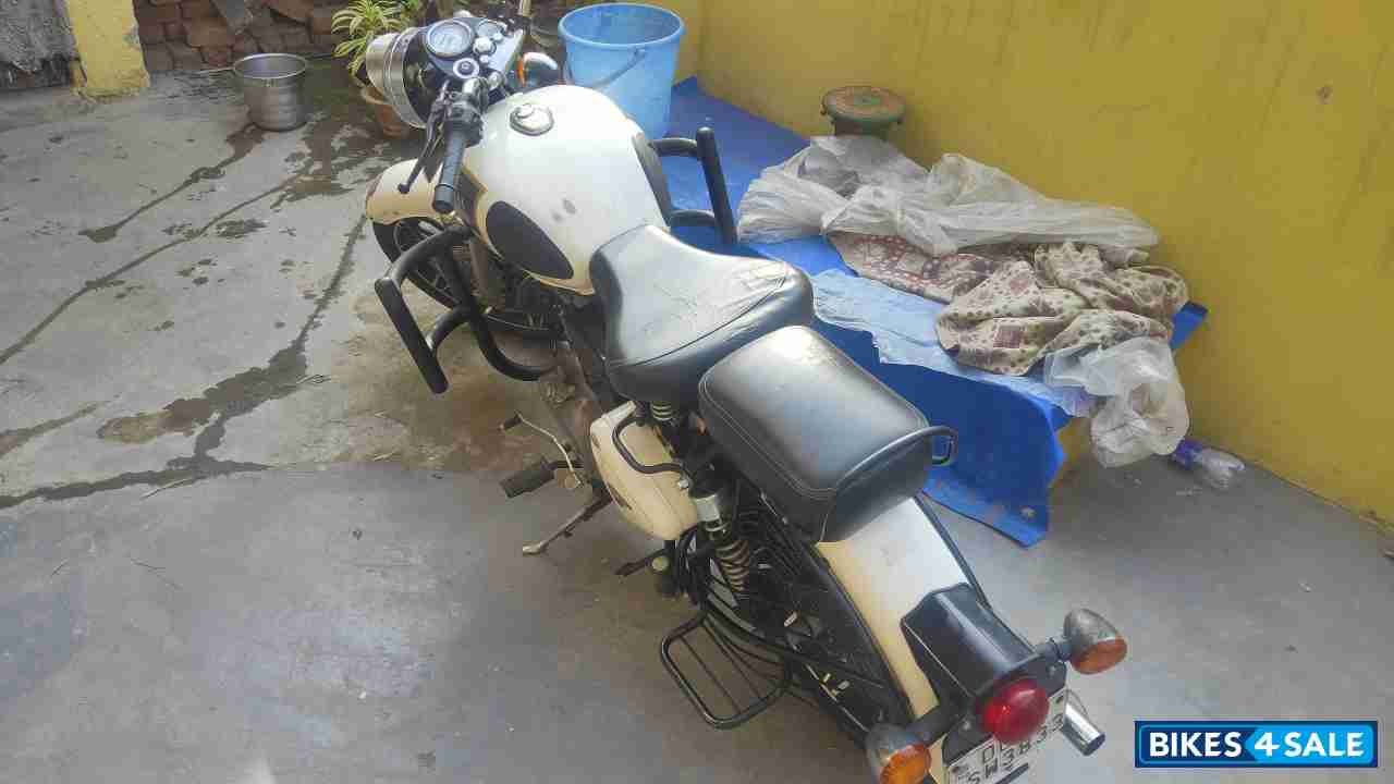 Royal Enfield Classic 350 Royal Enfield Classic 350