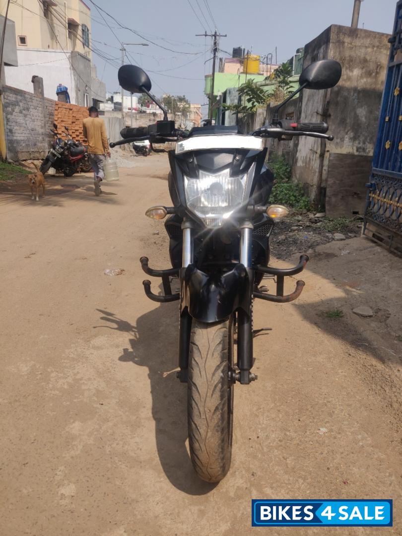 Black Yamaha FZ FI V2