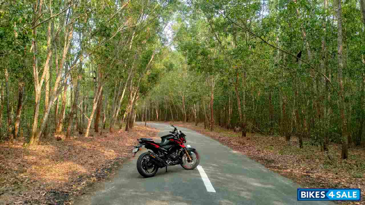 TVS Apache RTR 200 4V Race Edition 2.0