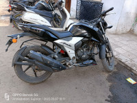 Black TVS Apache RTR 160 4V