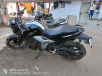 Black TVS Apache RTR 160 4V