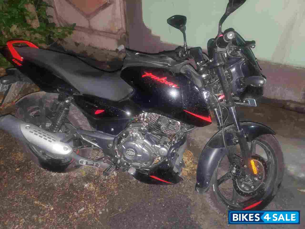 Black And Red Bajaj Pulsar 150 Neon BS6