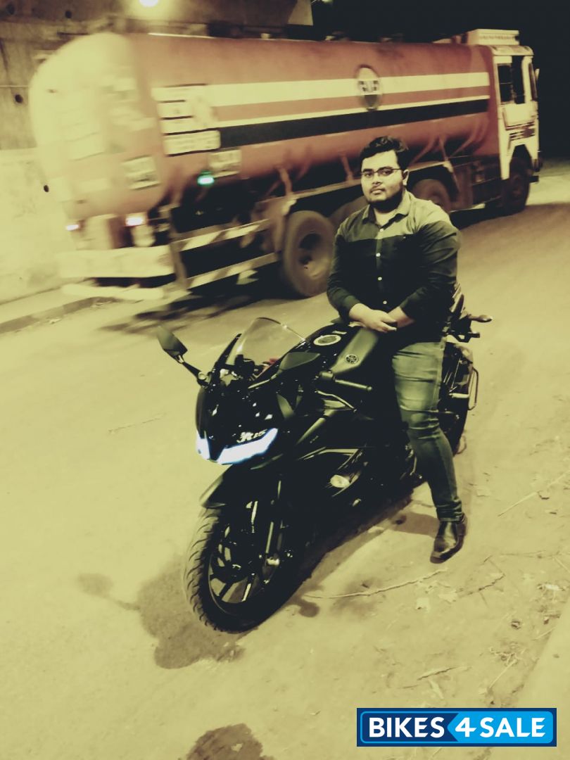 Mat Black 2 Yamaha YZF R15 V3 BS6