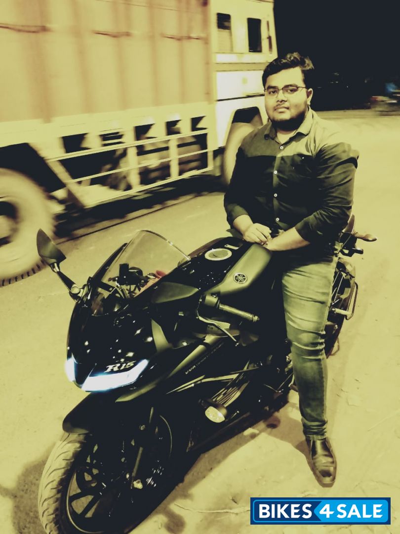 Mat Black 2 Yamaha YZF R15 V3 BS6