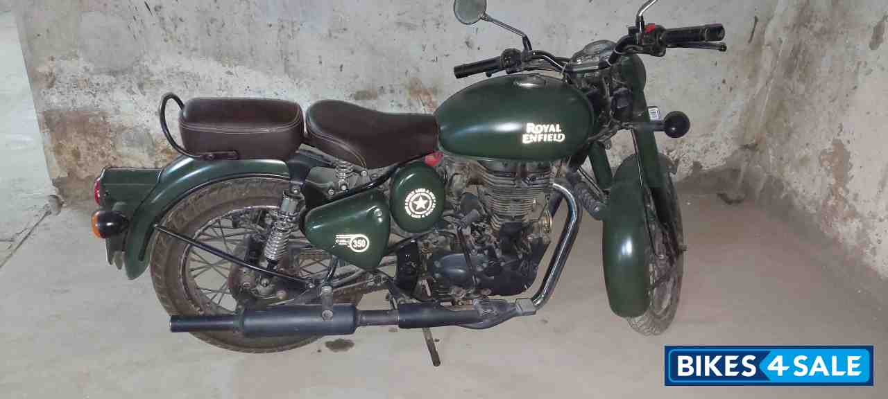 Green Royal Enfield Bullet Standard 350