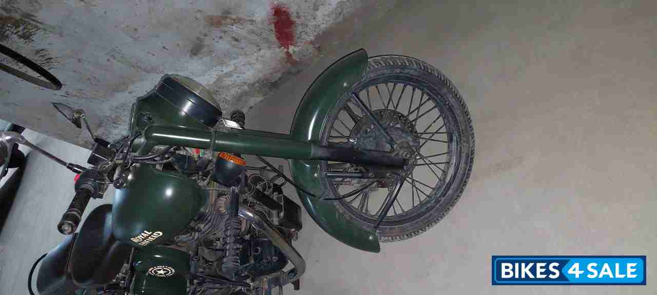 Green Royal Enfield Bullet Standard 350
