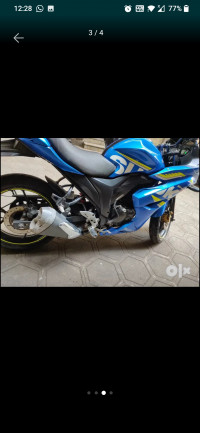 Suzuki Gixxer SF Fi