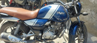 Bajaj V15