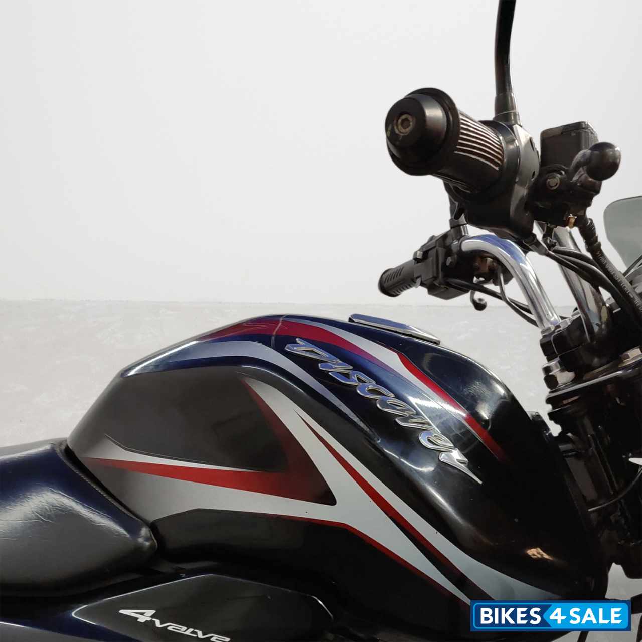 Bajaj Discover 150 S