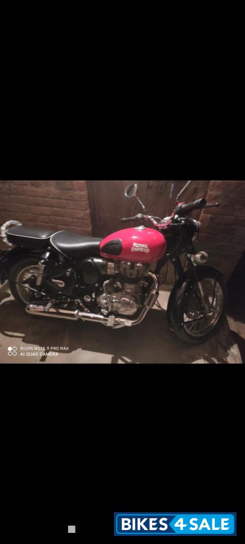 Redditch Red Royal Enfield Classic 350 Redditch Red