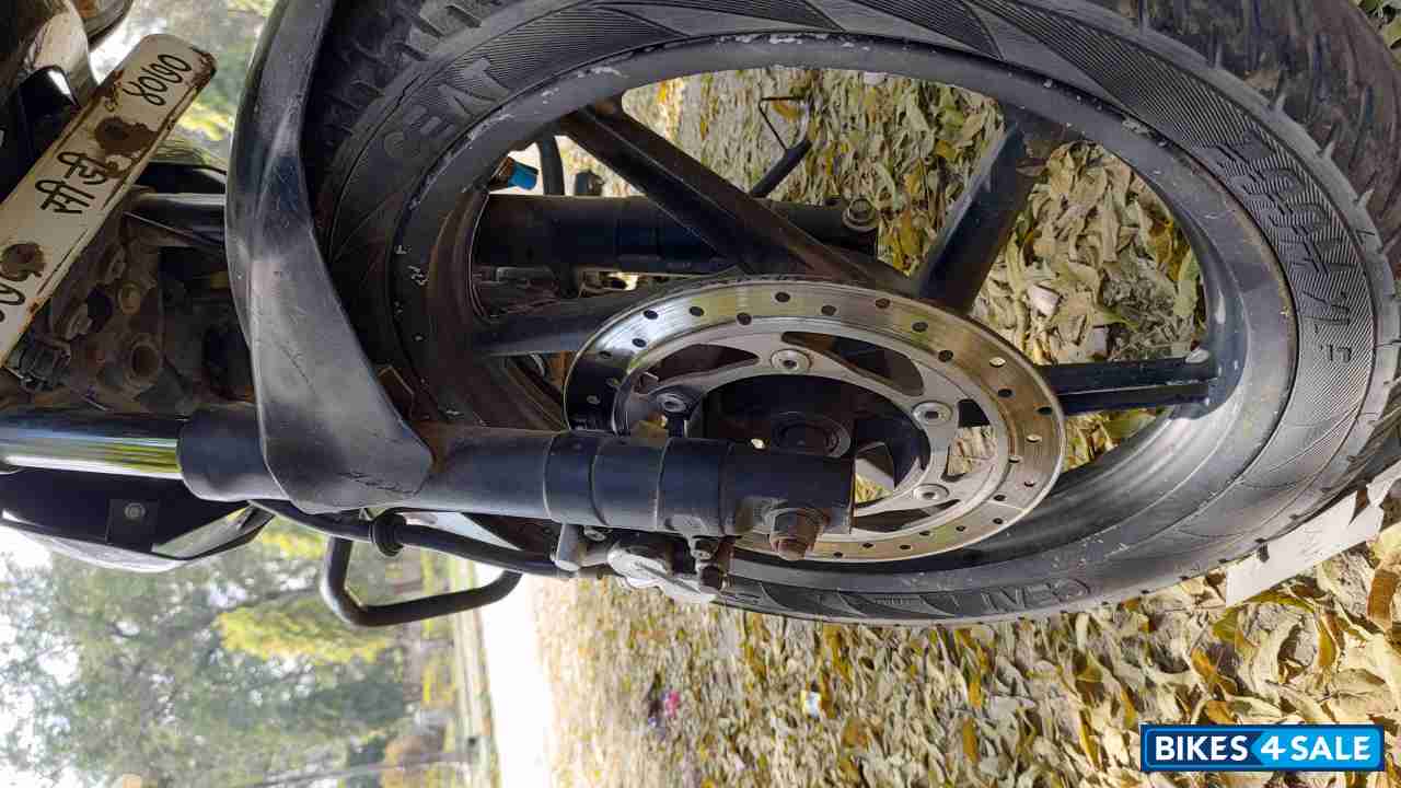 Black Bajaj Pulsar 180