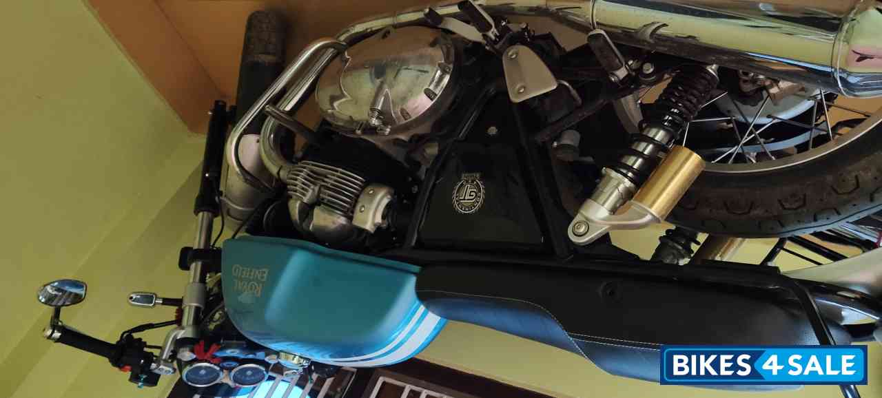 Blue Royal Enfield Continental GT 650 Twin