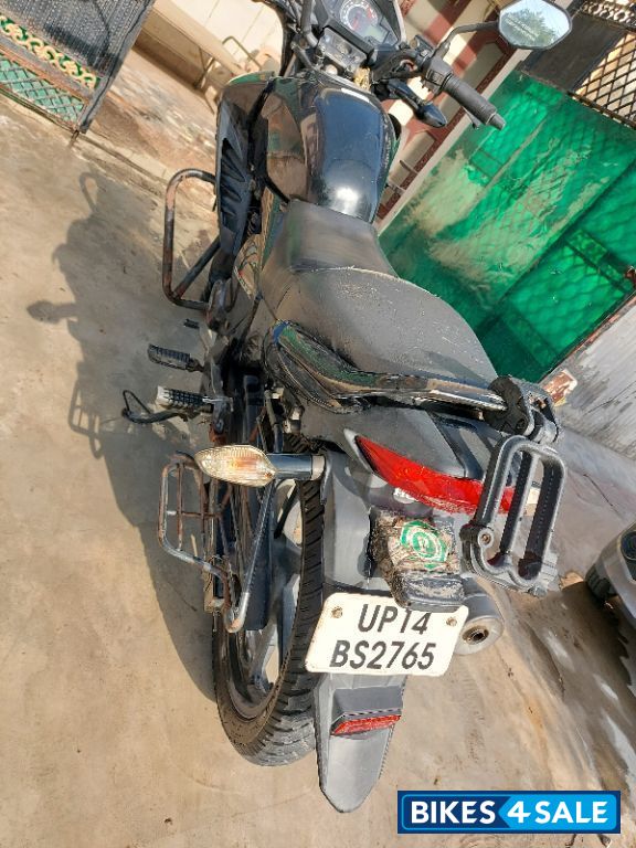 Black Honda Unicorn Dazzler