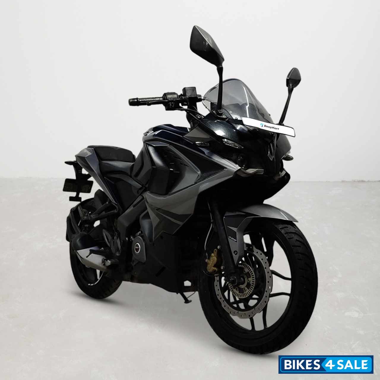 Bajaj Pulsar RS 200