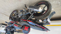 Bajaj Pulsar 220F