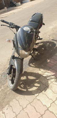 Black Bajaj Pulsar 180